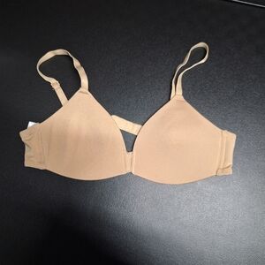 Hanes Classic Beige Bra